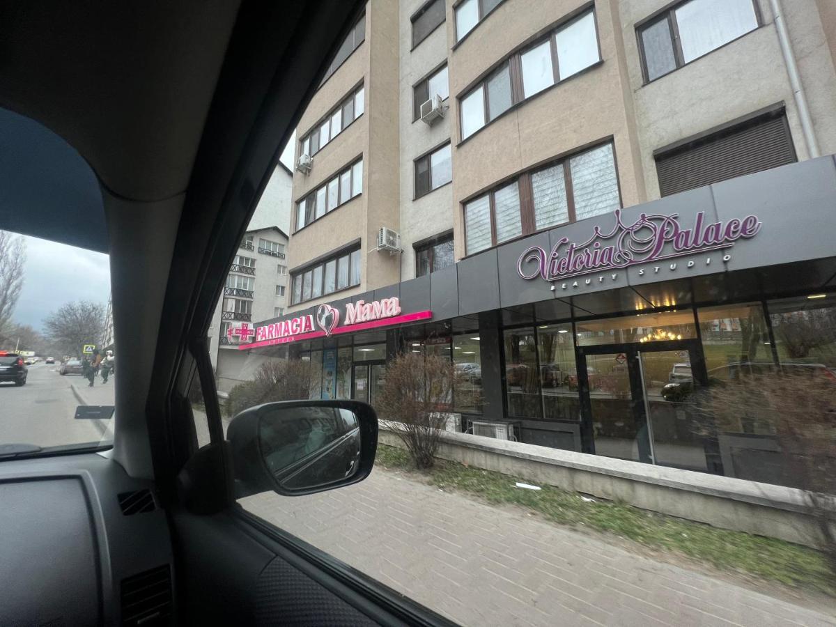 English Breakfast Chişinău Eksteriør billede